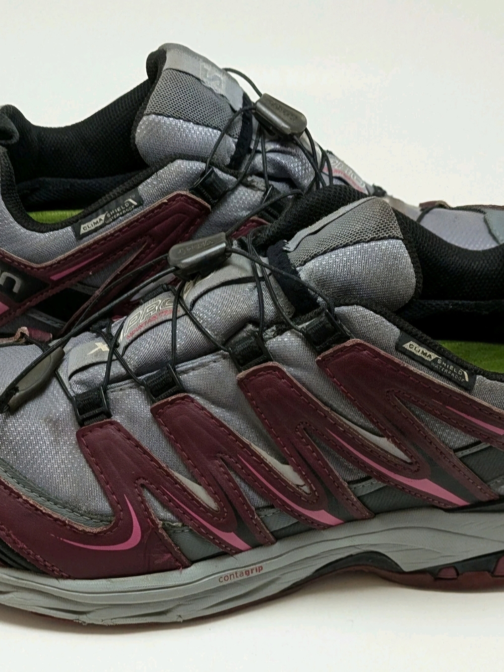 Salomon Women's Trail Shoe - Gray & Burgundy